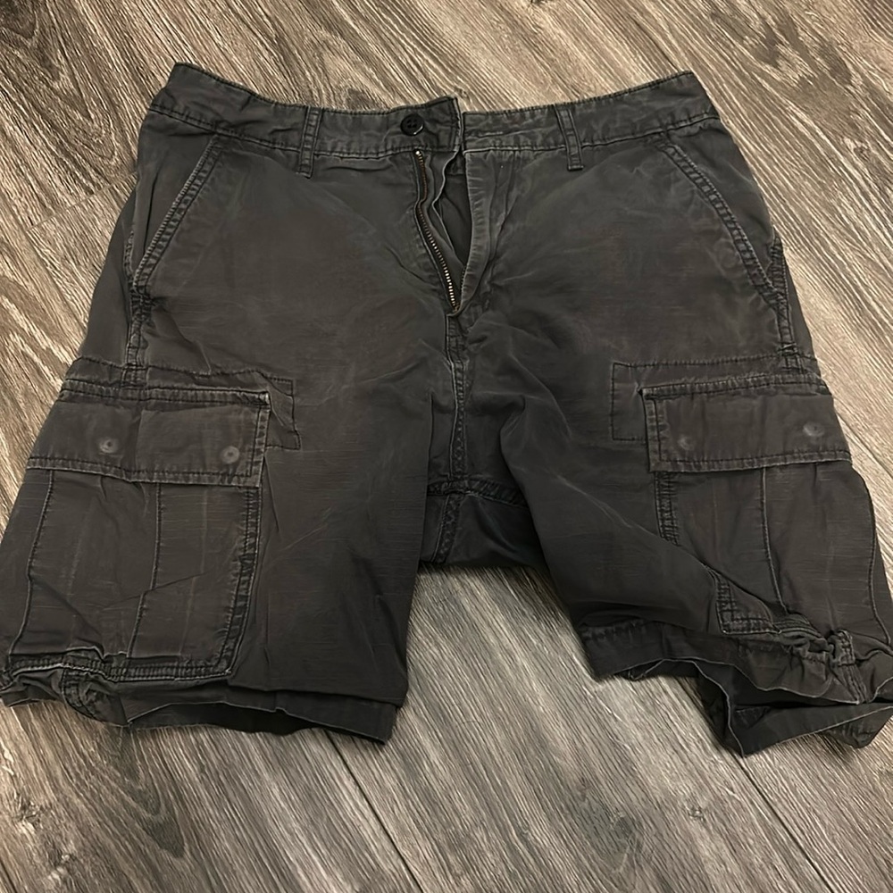 Levi’s Cargo shorts